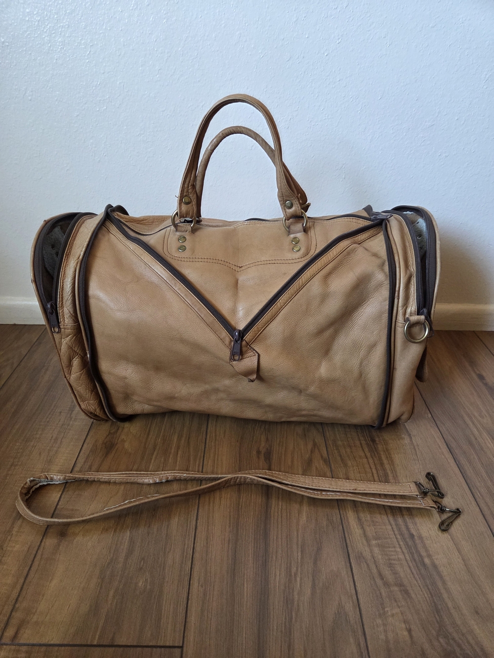 Convertable Tan Leather Travel Duffle Crossbody Bag